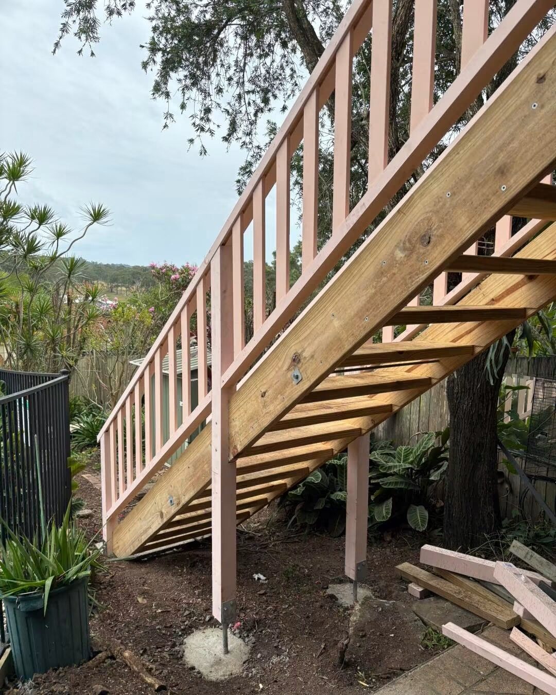 Timber staircase handrail detail by Lleyton Henry Carpentry